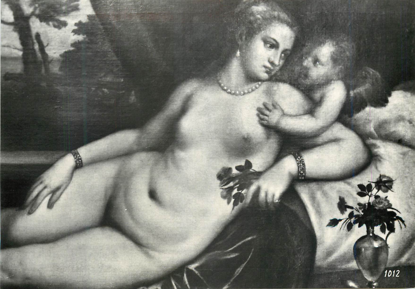CPM Firenze Galleria degli Uffizi Tiziano Venere detta dell' Amorino (Particolare)