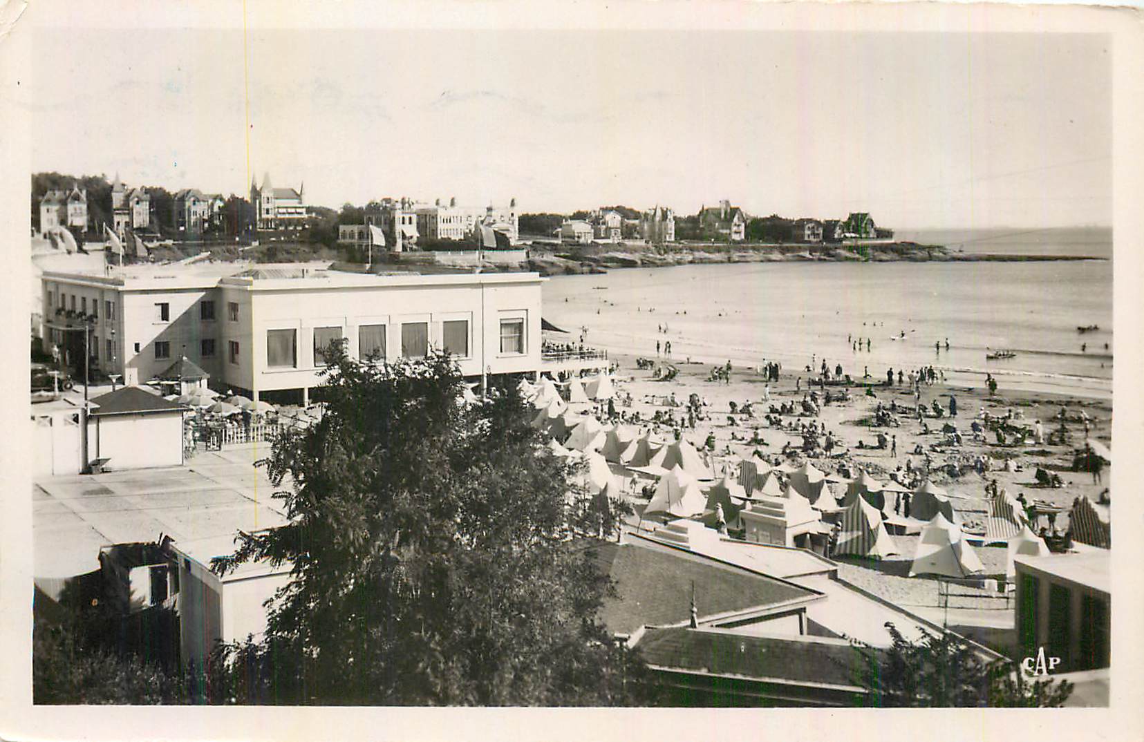CPM Royan Conche de Pontaillac et Boulevard de la Cote d'Argent