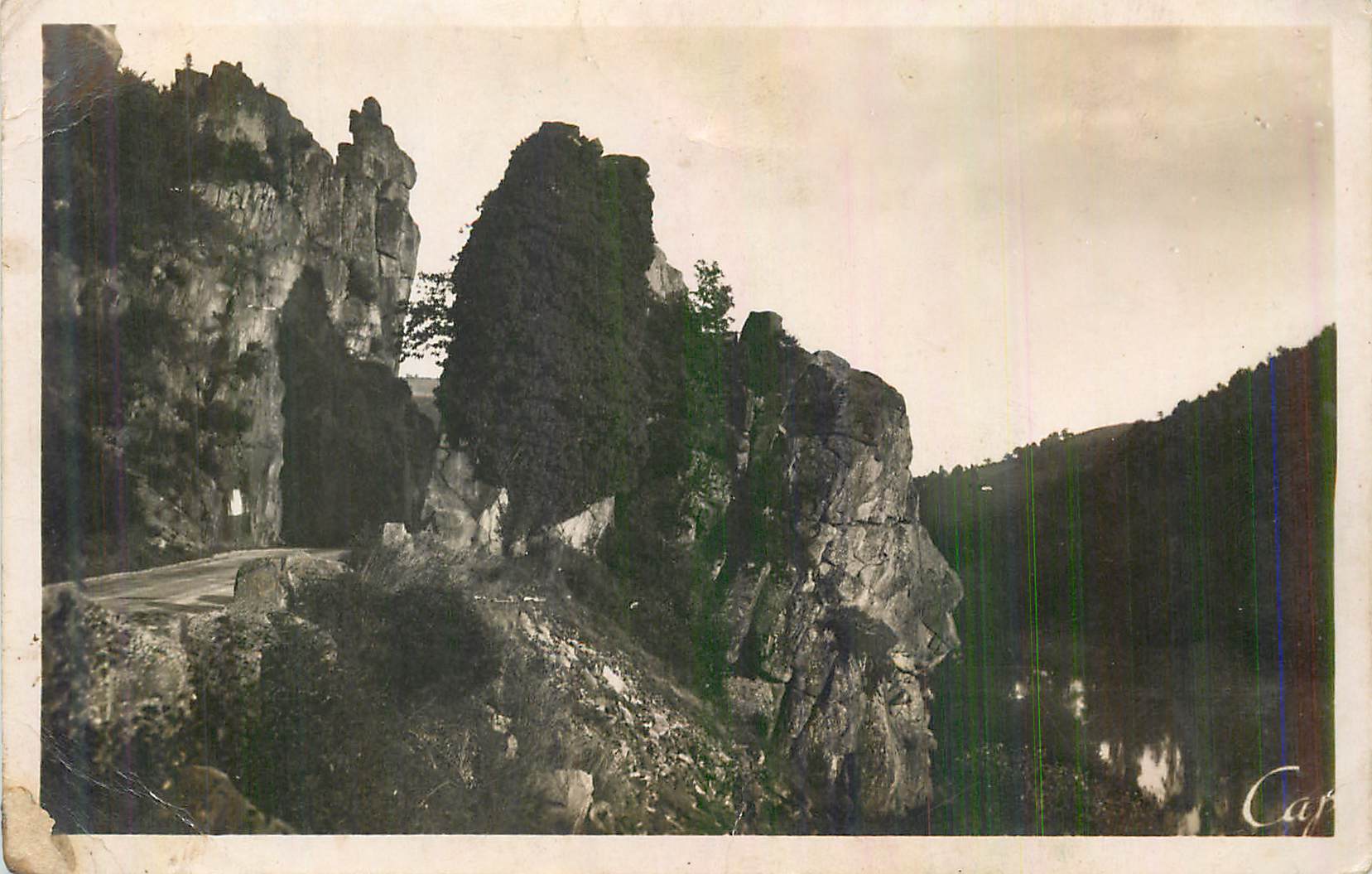 CPM Gorges de Chouvigny Roc Armand