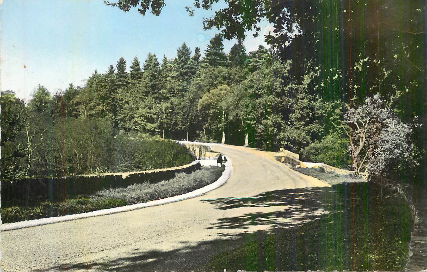 CPM Berneuil Hte Vienne Le Pont de la Varogne