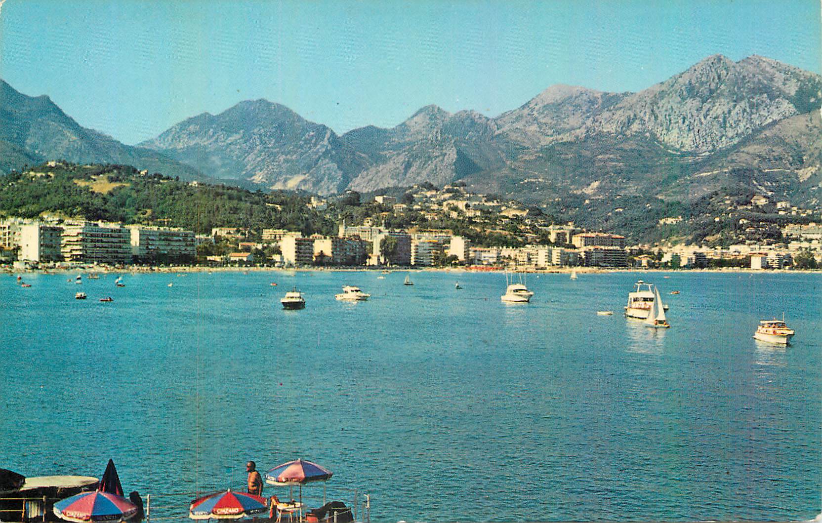 CPM Menton Les Sites Merveilleux de la Cote d'Azur Les Plages de Carnoles et la Ville