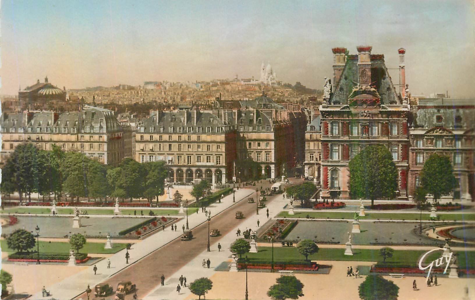 CPM Paris et ses Merveilles La Butte Montmartre Vue du Palais du Louvre