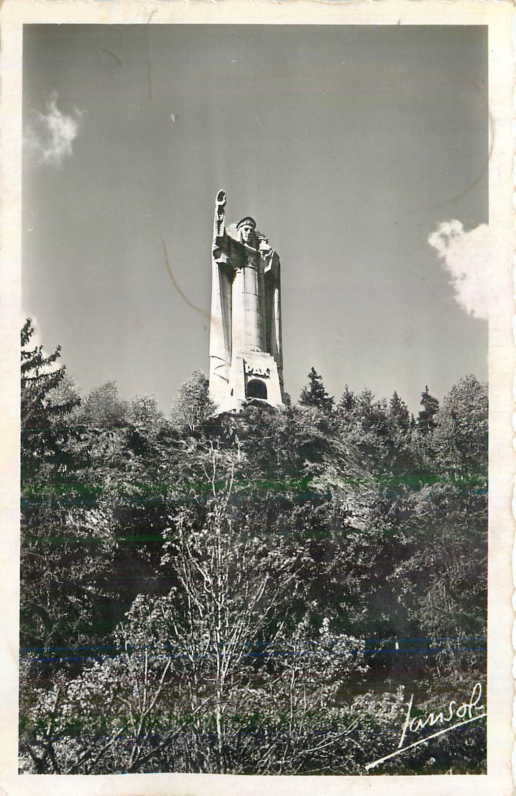CPM Les Houches (Haute Savoie) Le Christ Roi