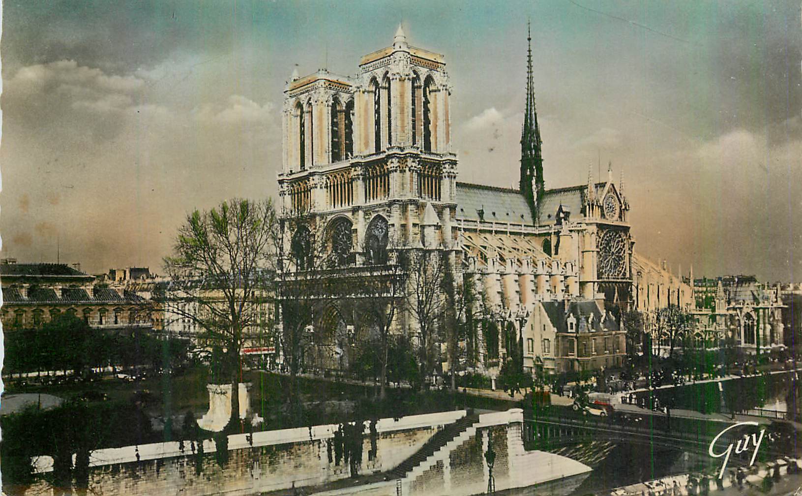 CPM Paris et ses Merveilles Cathedrale Notre Dame