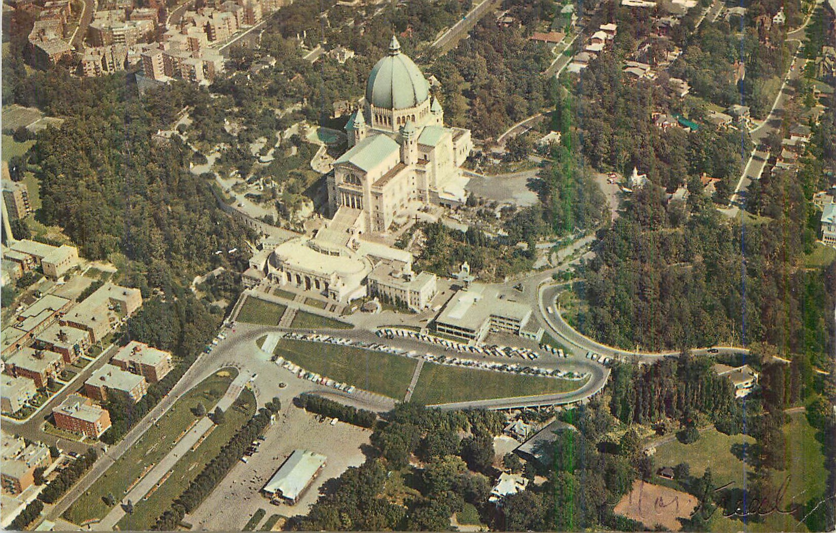 CPM Montreal Ville de l'Exposition Universelle 1967 Vue Aerienne de l'Oratoire St Joseph