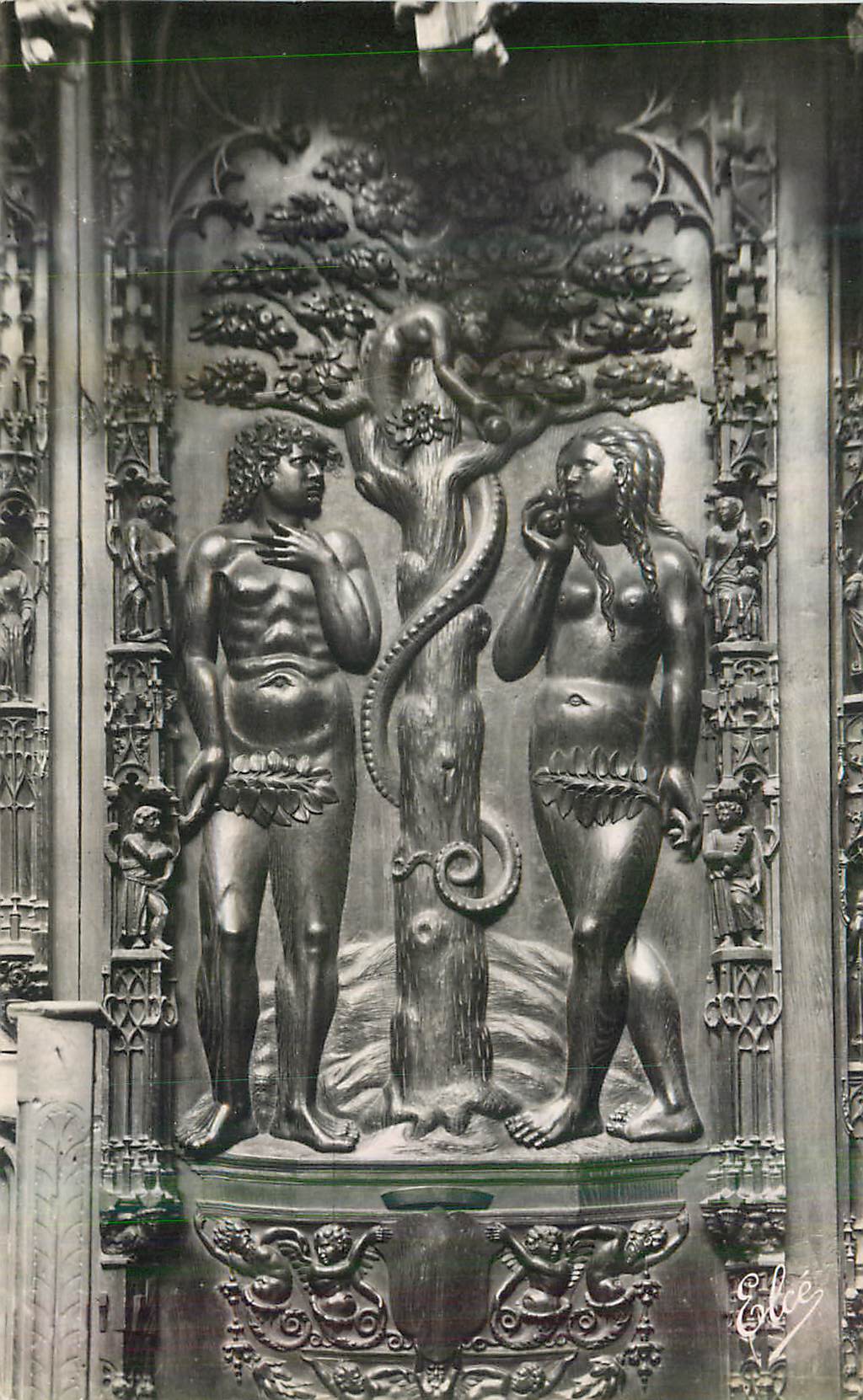 Adam et Ève au pied de l'arbre interdit — sculpture en bois — Éditeur Elvé
