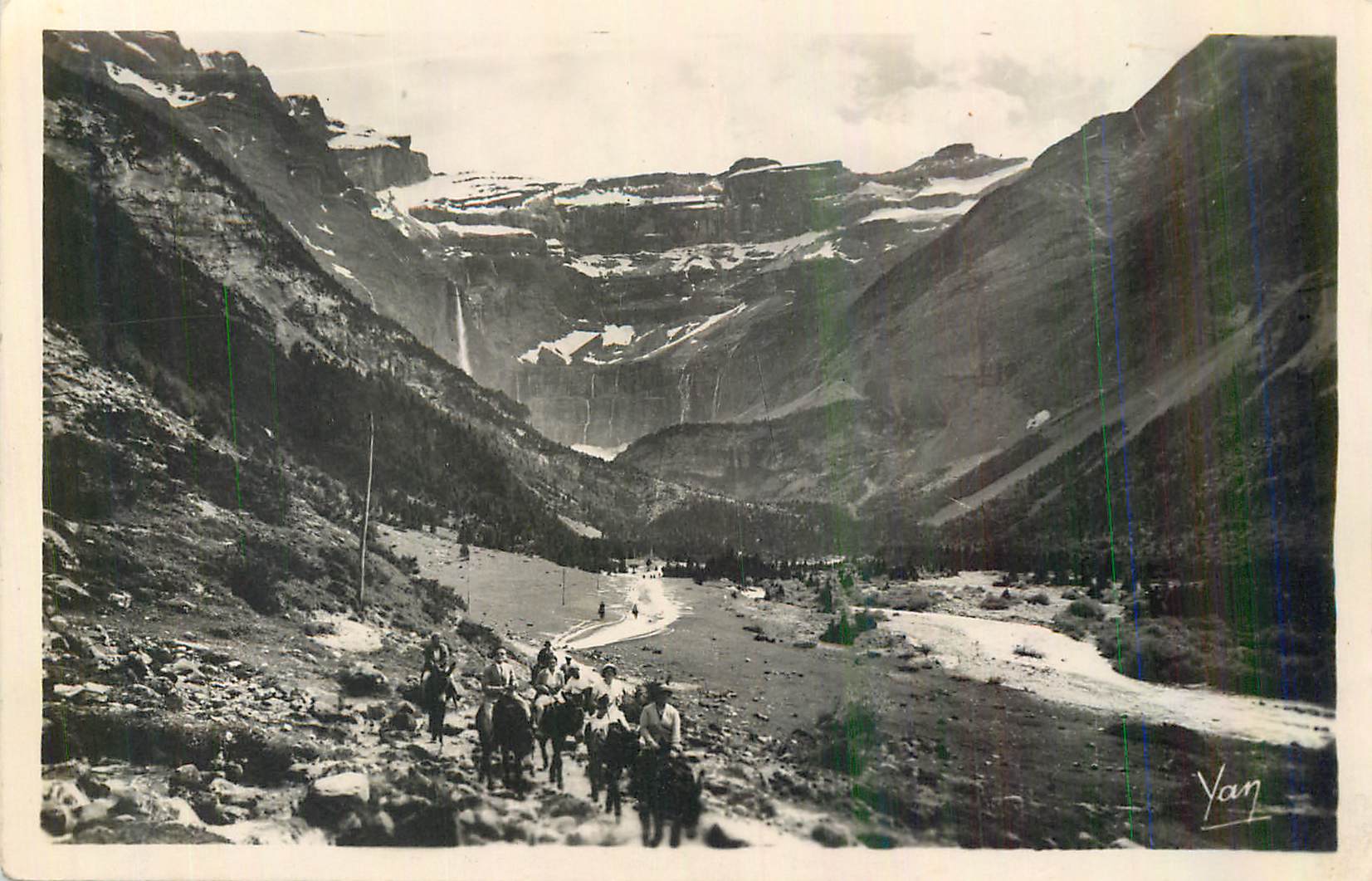 Gorges de l'Ubaye — paysage montagneux avec cavaliers — éditeur Yan, n° de série non lisible