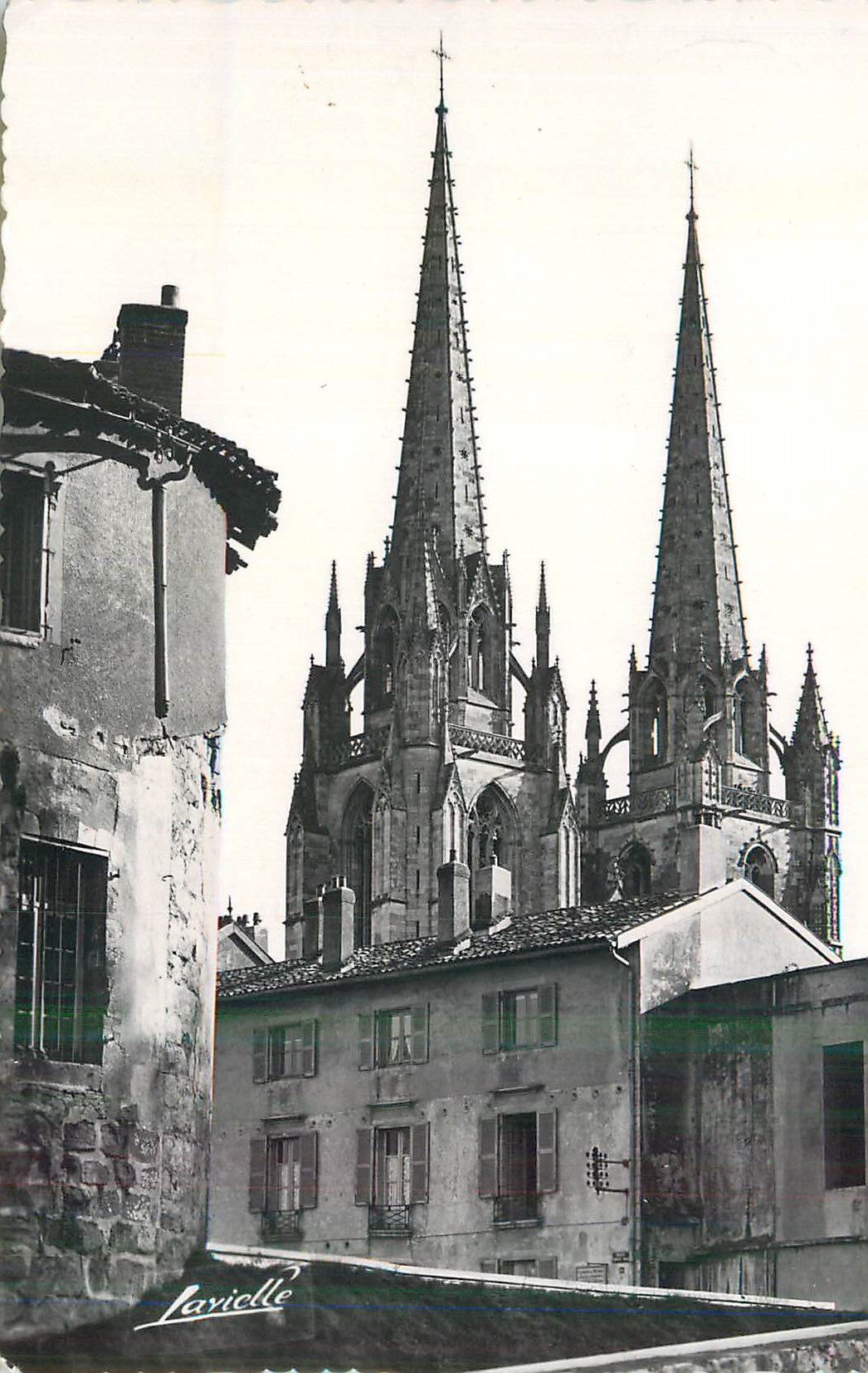 CPM Bayonne Tout de Sault et Fleches de la Cathedrale