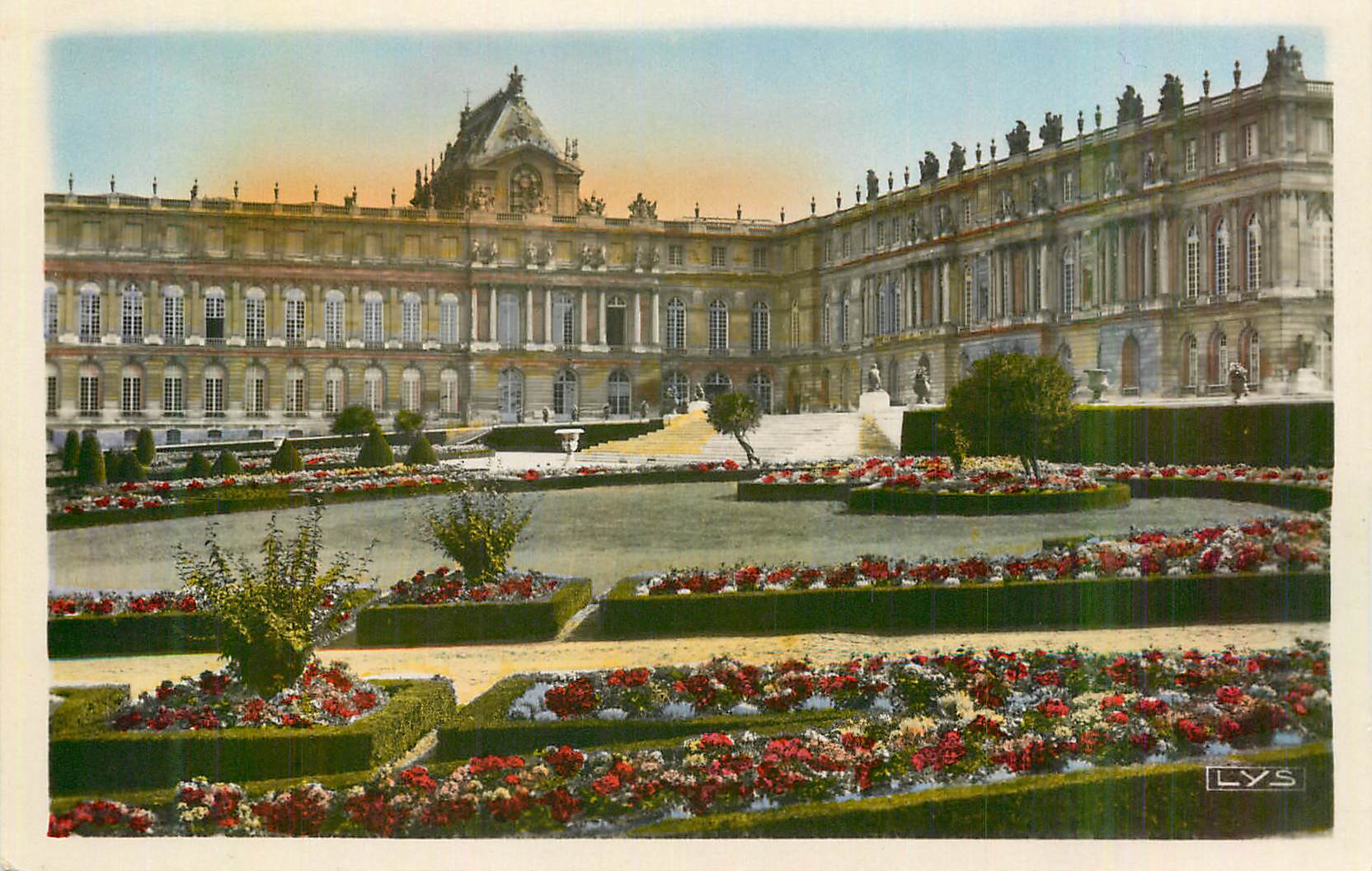 CPM Versailles Facade sur le Parc (Nord) Les Parterres