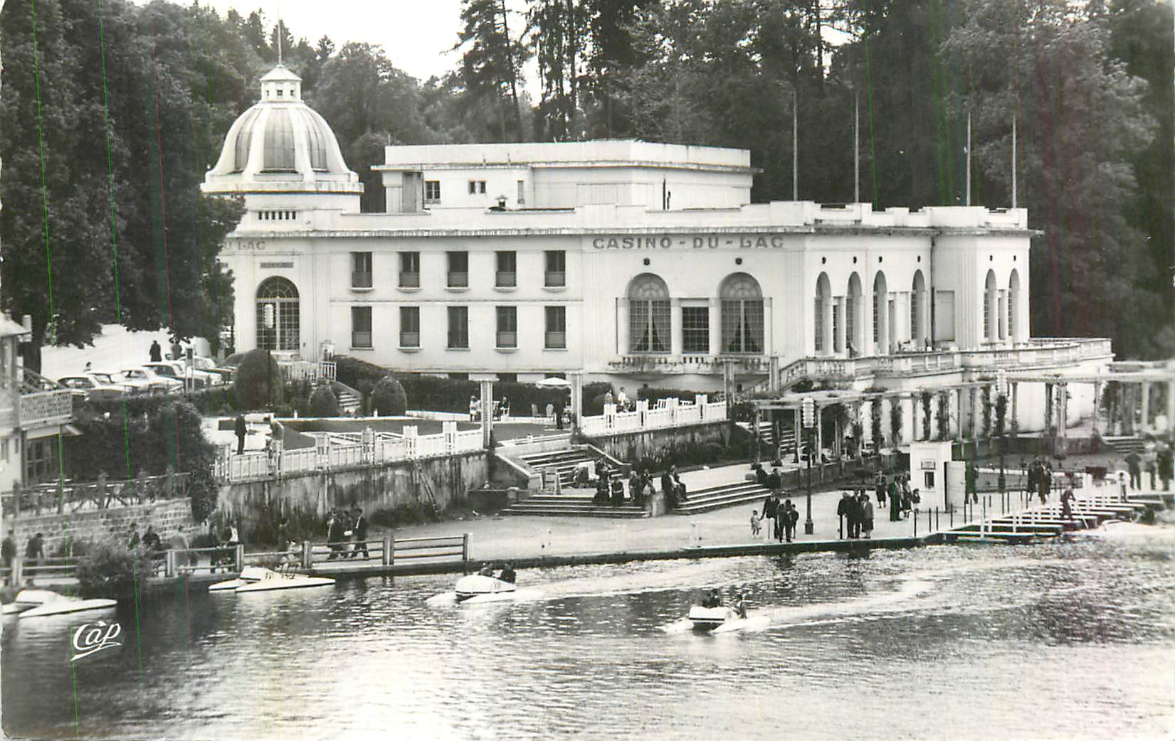 CPM Bagnoles de l'Orne Le Casino du Lac