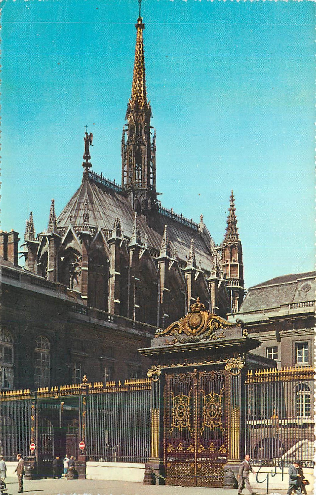 CPM Paris et ses Merveilles La Sainte Chapelle (Merveille Gothique)