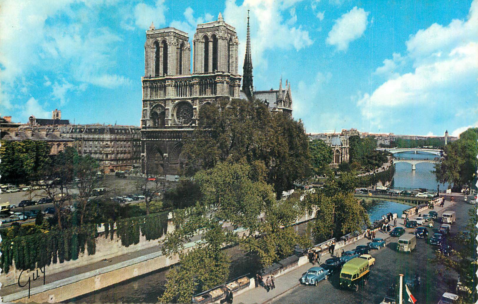 CPM Paris et ses Merveilles La Cathedrale Notre Dame