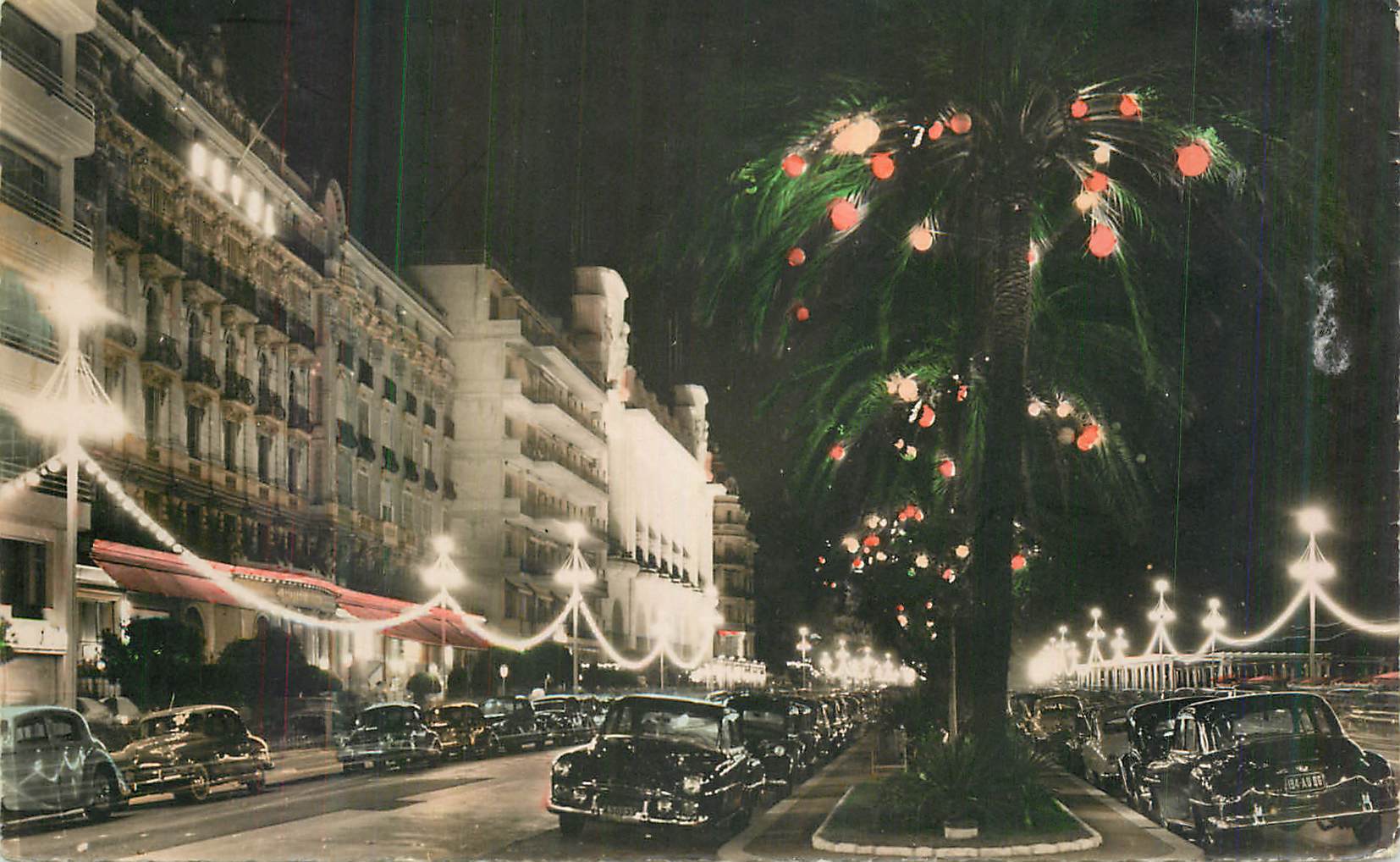CPM Nice La Cote d'Azur La Promenade des Anglais La Nuit