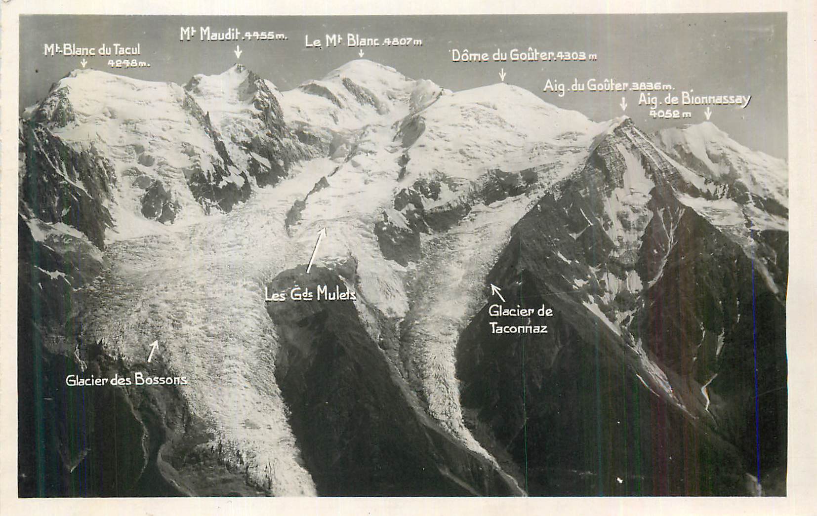 CPM Le Massif du Mont Blanc vue Prise du Brevent Glacier des Bossons Taconnaz Bionnassay Dome du Gouter Les grands mulet