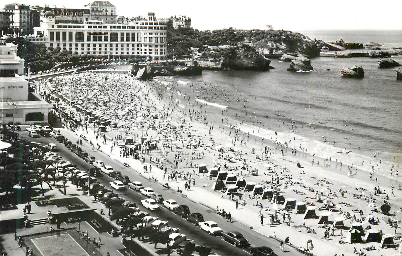 CPM Biarritz La Grande Plage et les deux Casinos