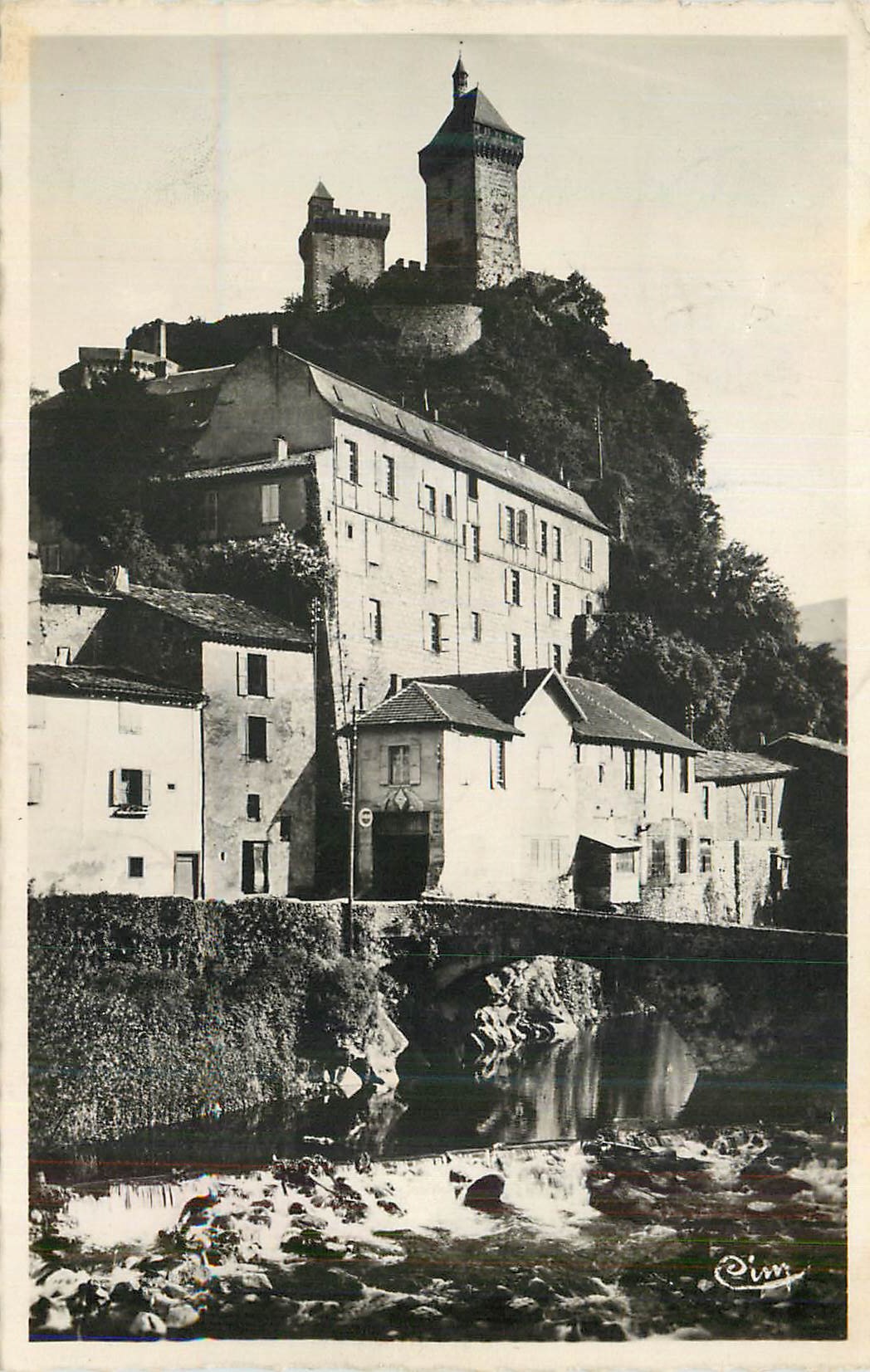 CPM Foix (Ariege) Bords de l'Ariege et le Chateau des Comtes de Foix