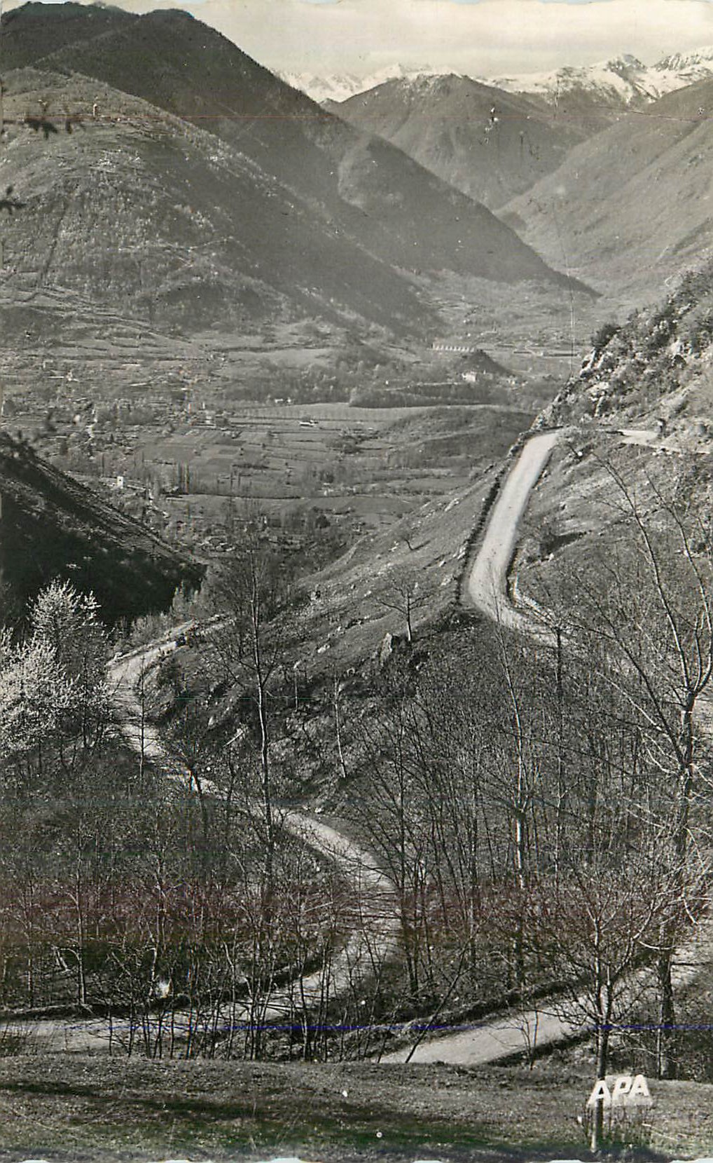 CPM Les Cabennes (Ariege) Vallee d'Aston dans le Fond Le Pic de la Hunarde