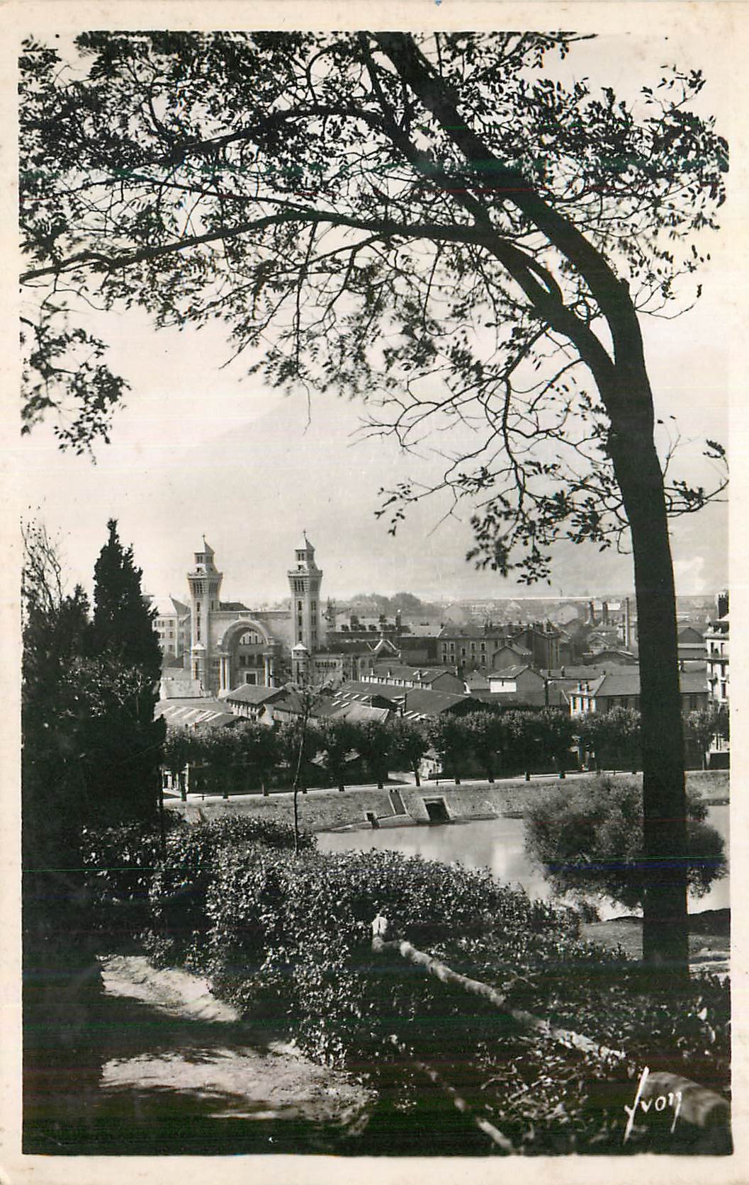 Vue de la cathédrale de Toulouse — J. VON — n° 101