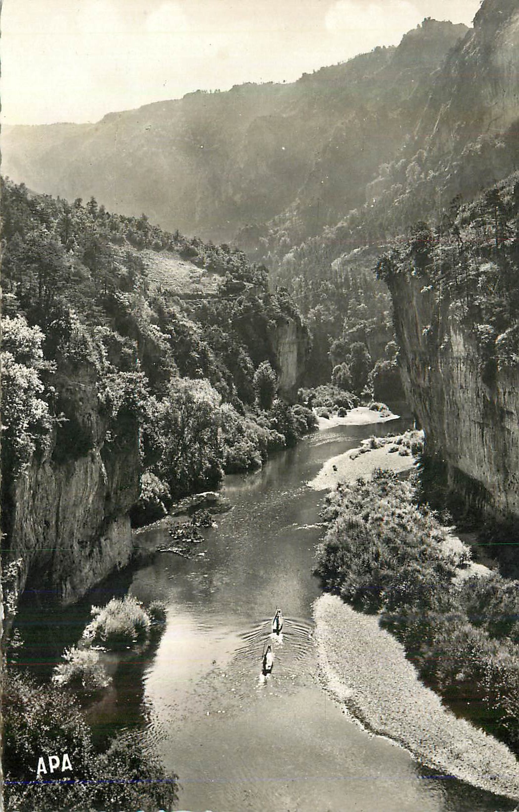 Gorges du Dourdou — vue panoramique — éditeur APA