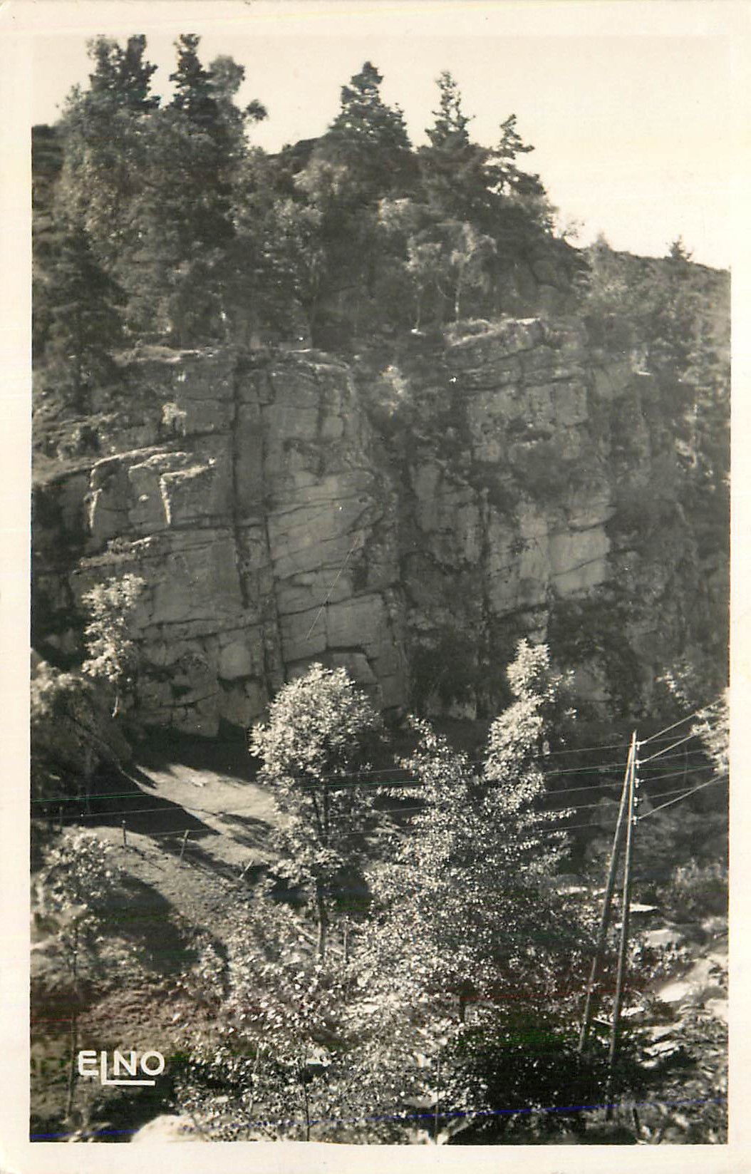 CPM St Chely d'Apcher (Lozere) alt 1004 m Les Rochers de Tatula