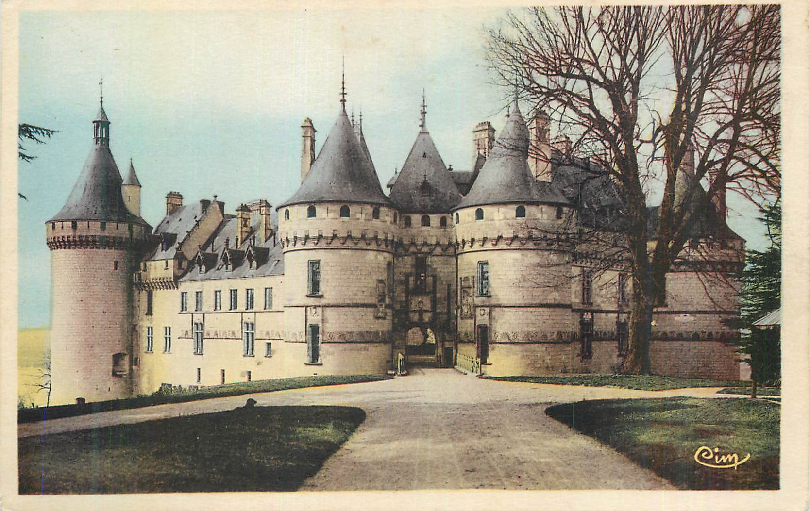 CPM Chateau de Chaumont sur Loire Monument Historique XIVe et XVIe Siecles Propriete de l'Etat