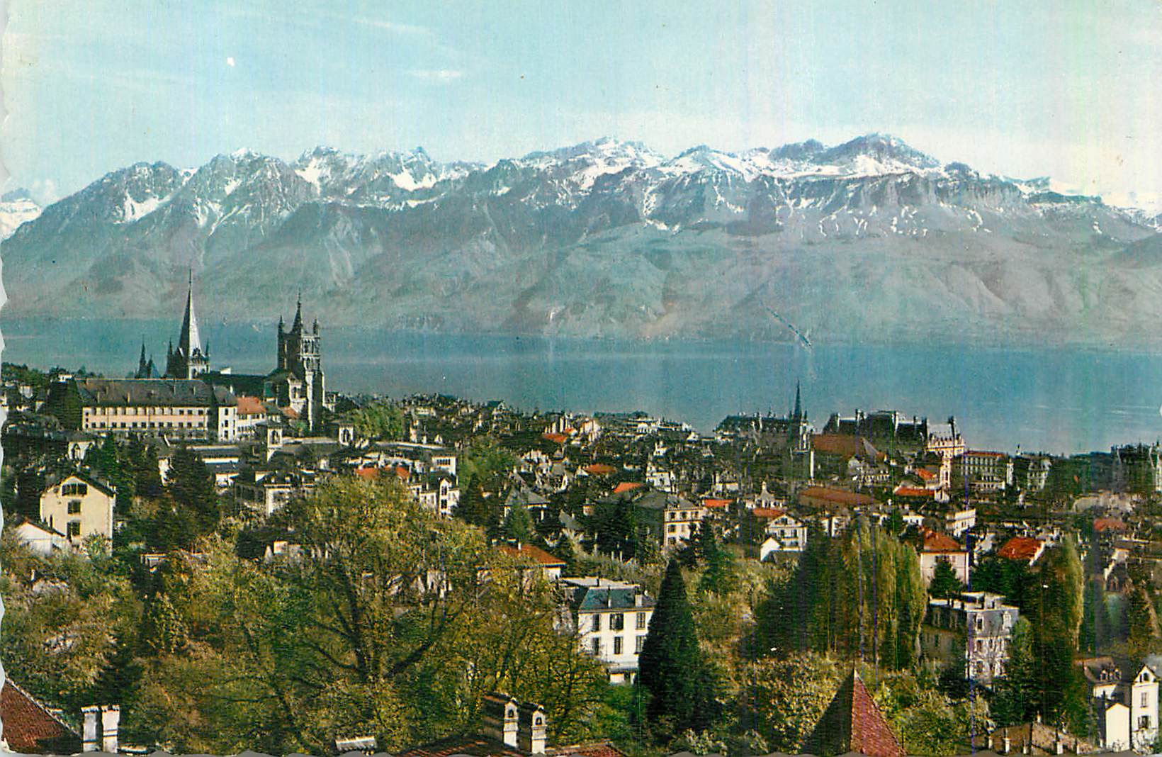 CPM Lausanne Vue Generale et les Alpes de Savoie