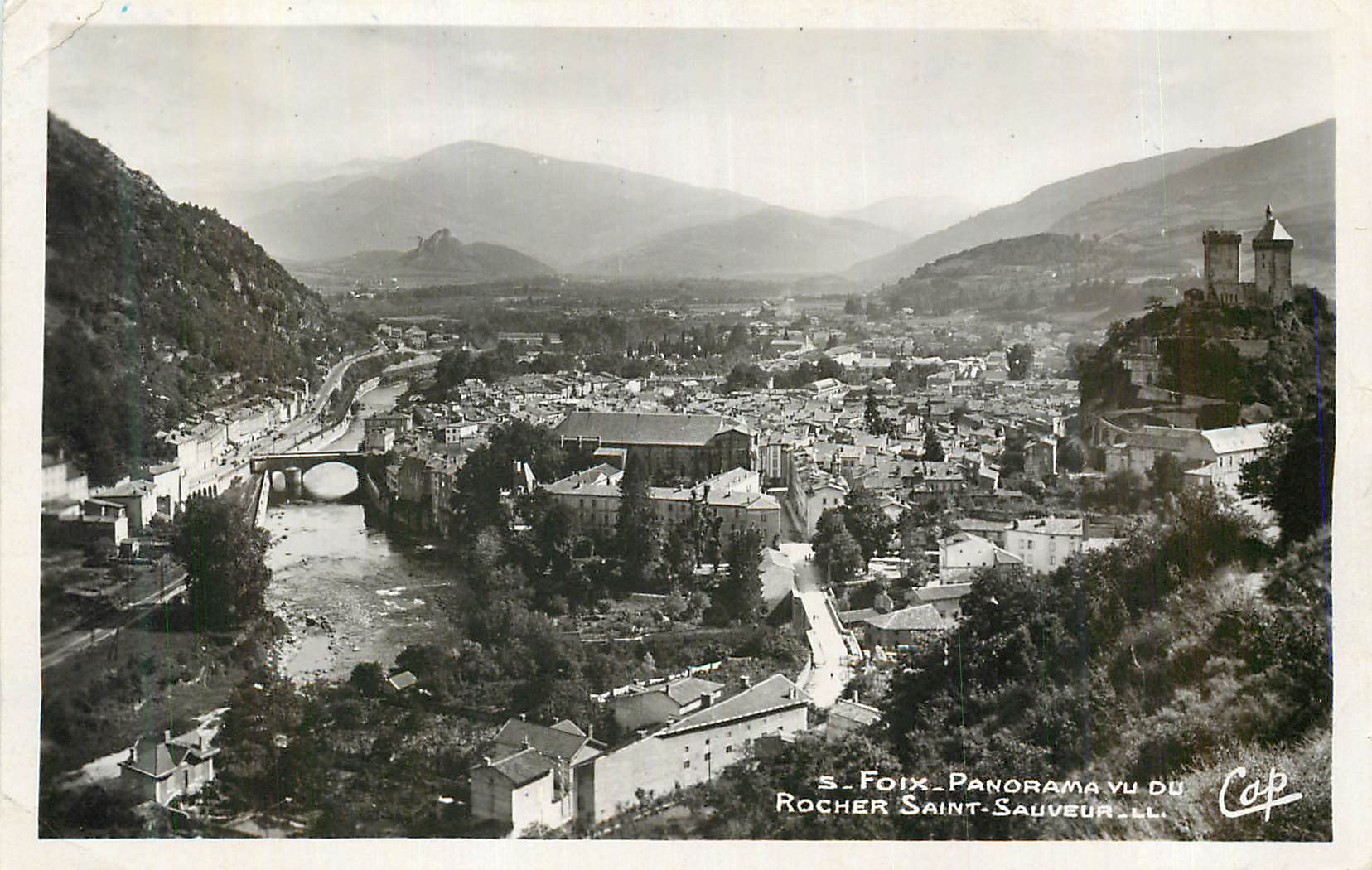 CPM Foix Panorama vu du Rocher Saint Sauveur 