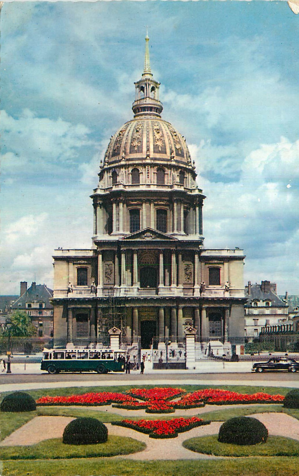 CPM Paris La Chapelle des Invalides 