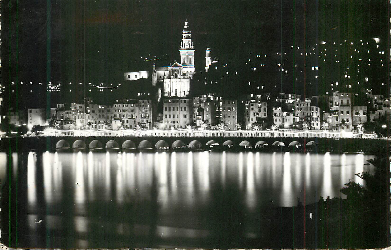 CPM Menton Le Port et la Vieille Ville la nuit 