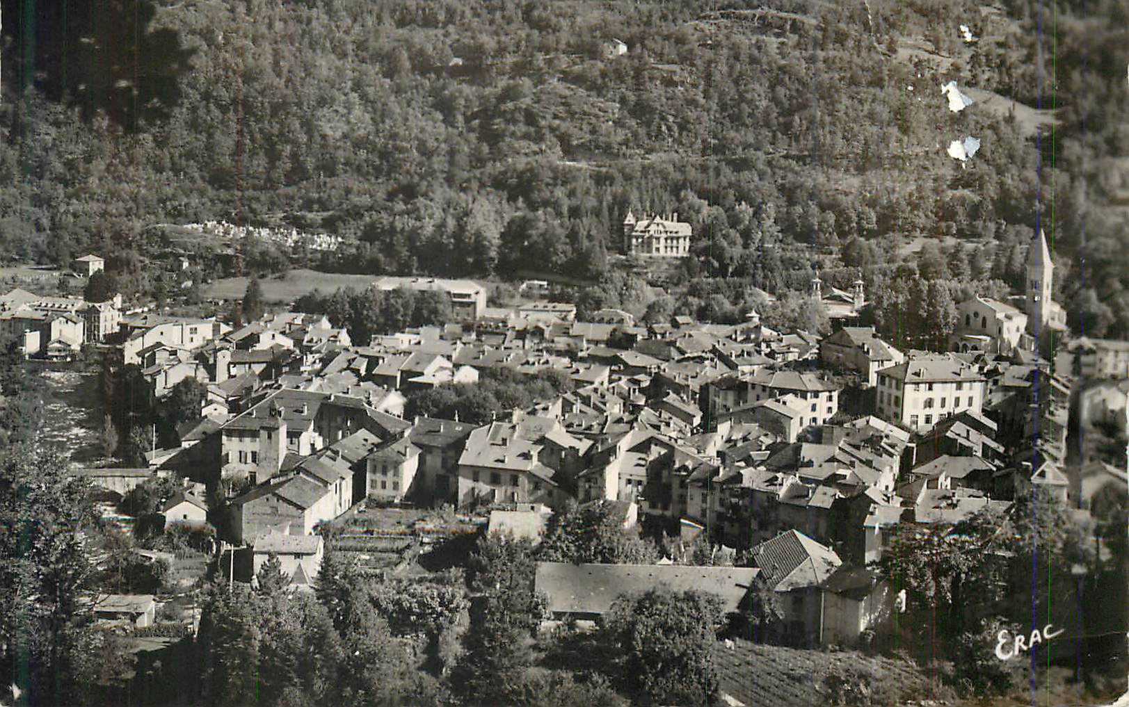CPM Ax les Thermes la Perle des Pyrenees Vue sur la ville du Rocher de la Vierge