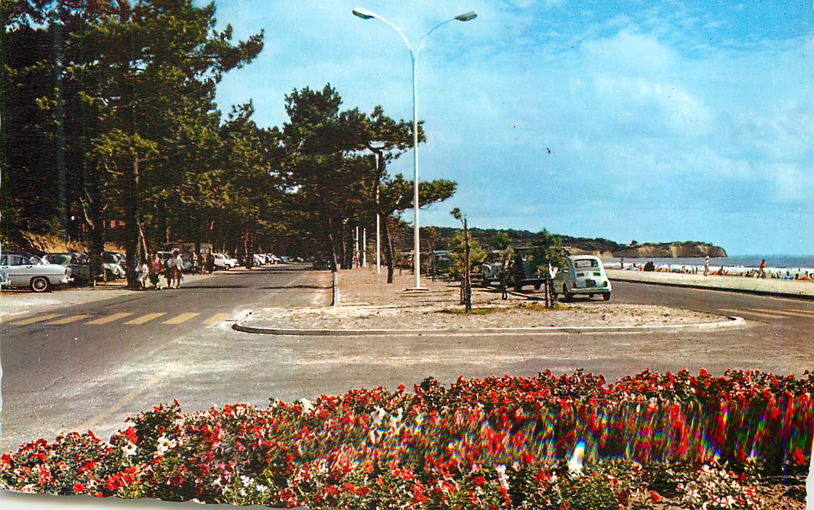 CPM Saint Georges de Didonne Boulevard de la Cote de Beaute