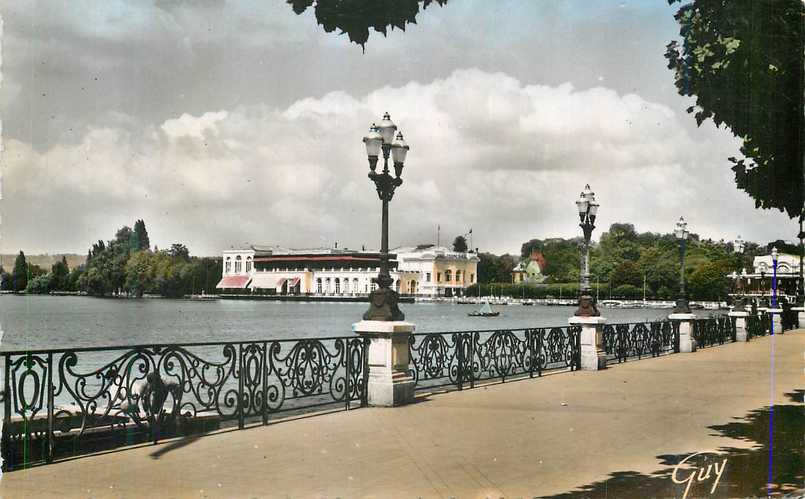 CPM Enghien les Bains S et O Le Lac d Enghien son Casino 