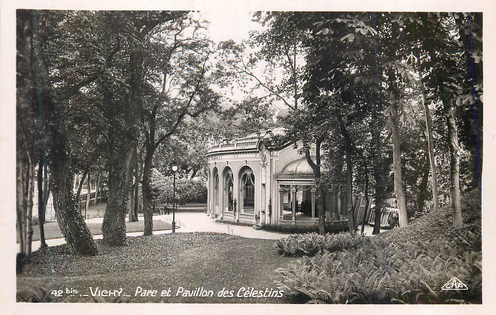 CPM Vichy Parc et Pavillon des Celestins 