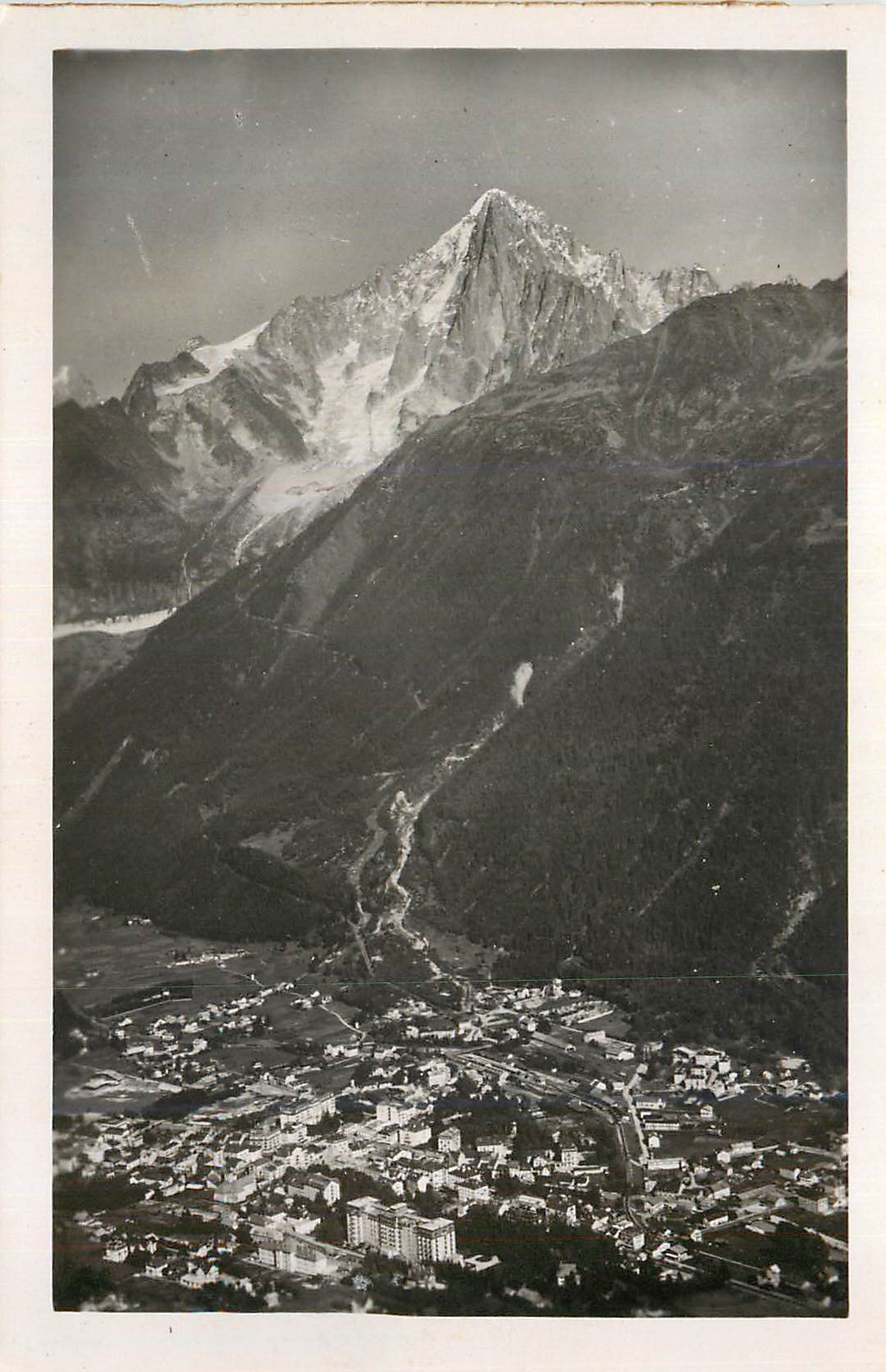 CPM Chamonix Haute Savoie et l Aiguille Verte 