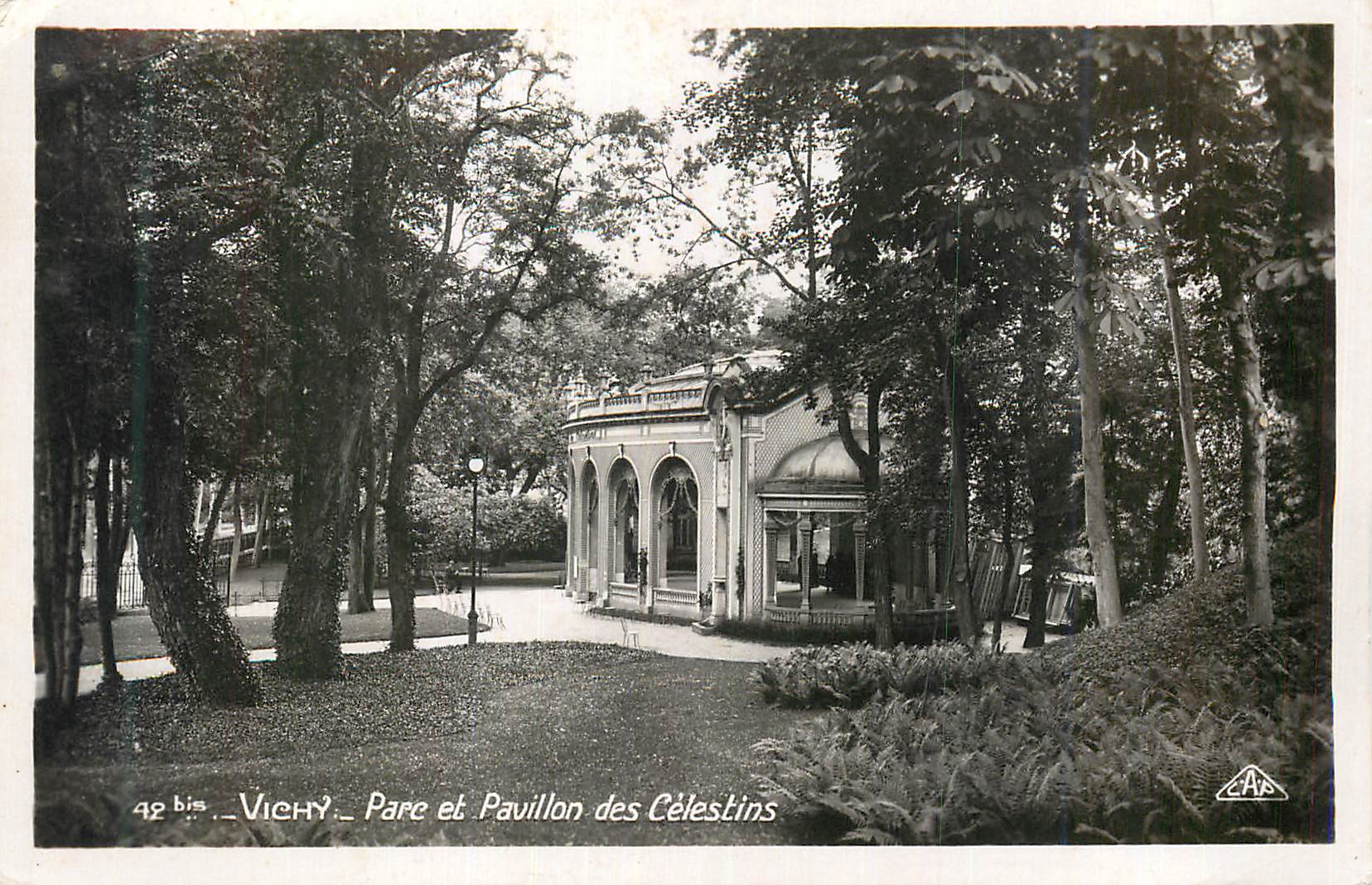 CPM Vichy Parc et pavillon des Celestins 