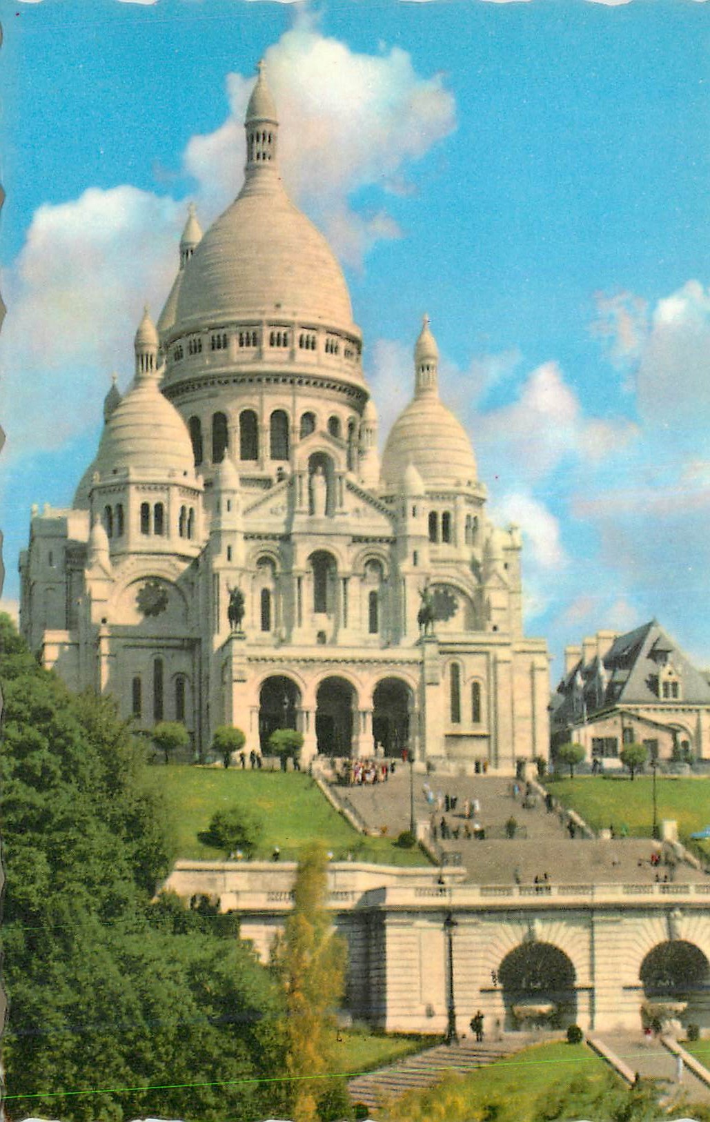 CPM Paris Basilique du Sacre Coeur 