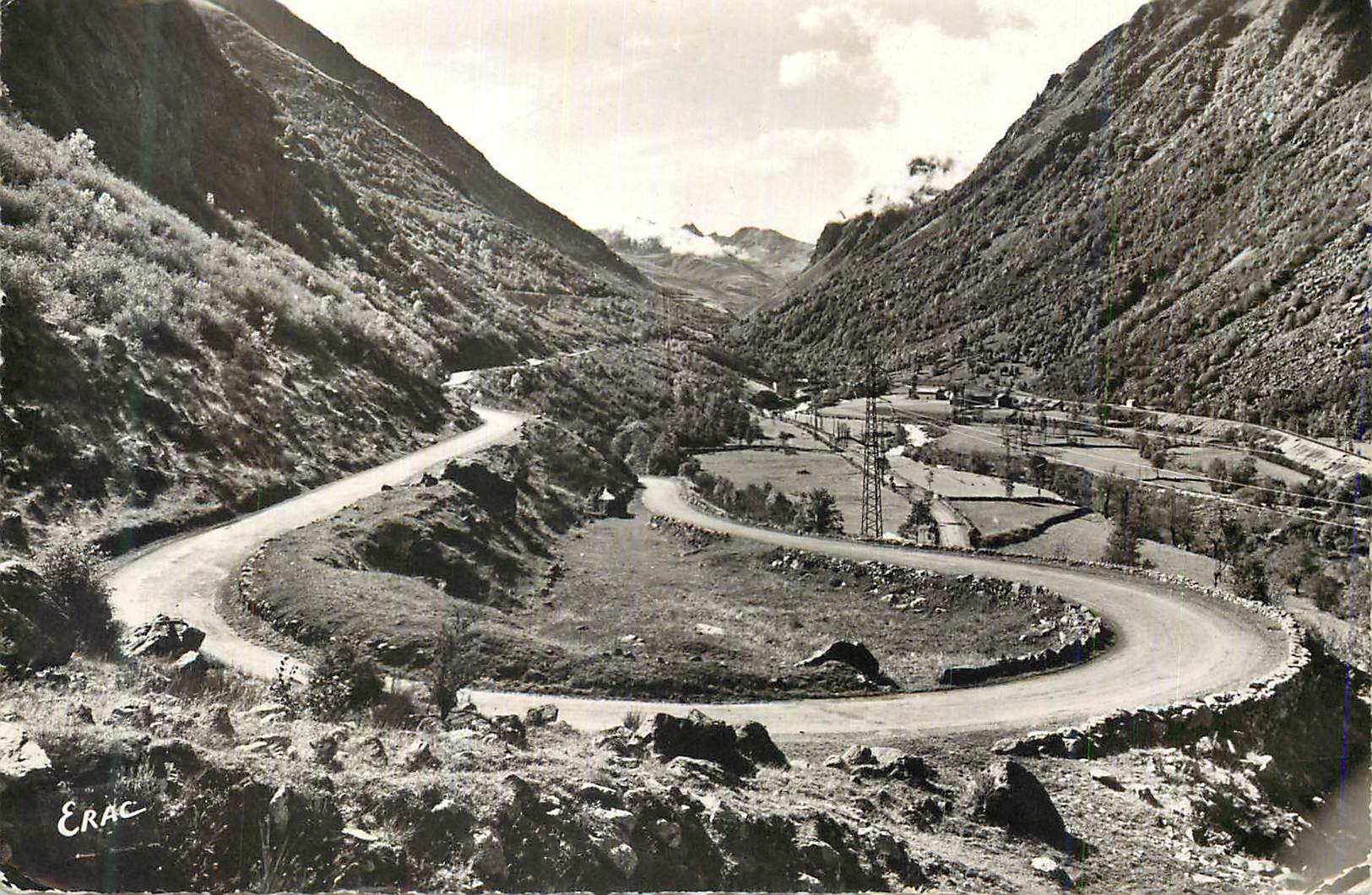 CPM Ax les Thermes La Perle des Pyrenees Lacets du Col de Puymorens 