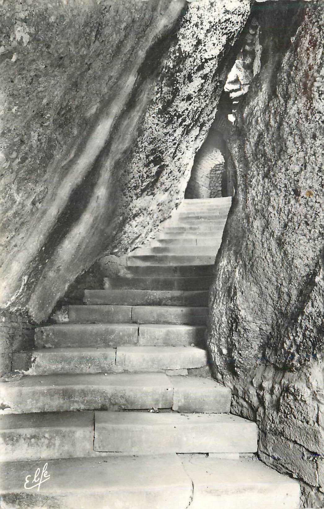 CPM Notre Dame de Vals Ariege Eglise Rupestre Carolingienne Couloir d Entree 