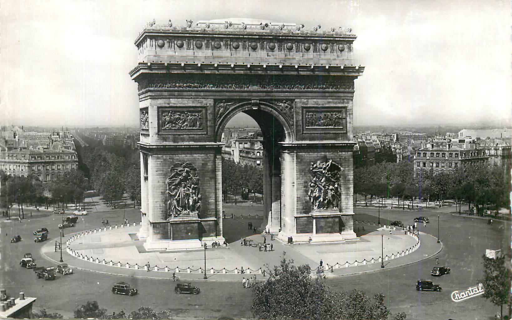 CPM Paris la Place d Etoile L Arc de Triomphe 