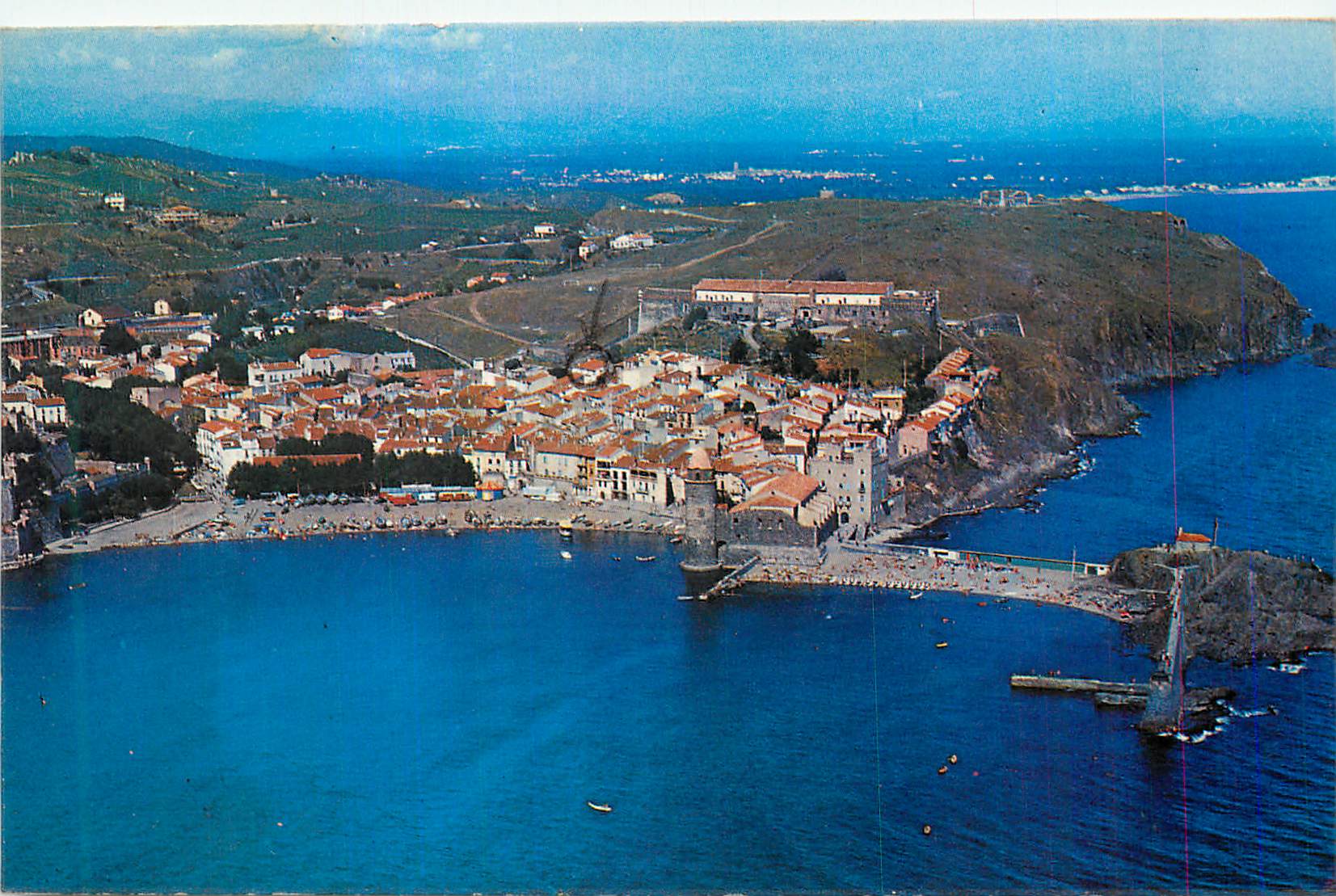 CPM Collioure PO Vue aerienne du Port 