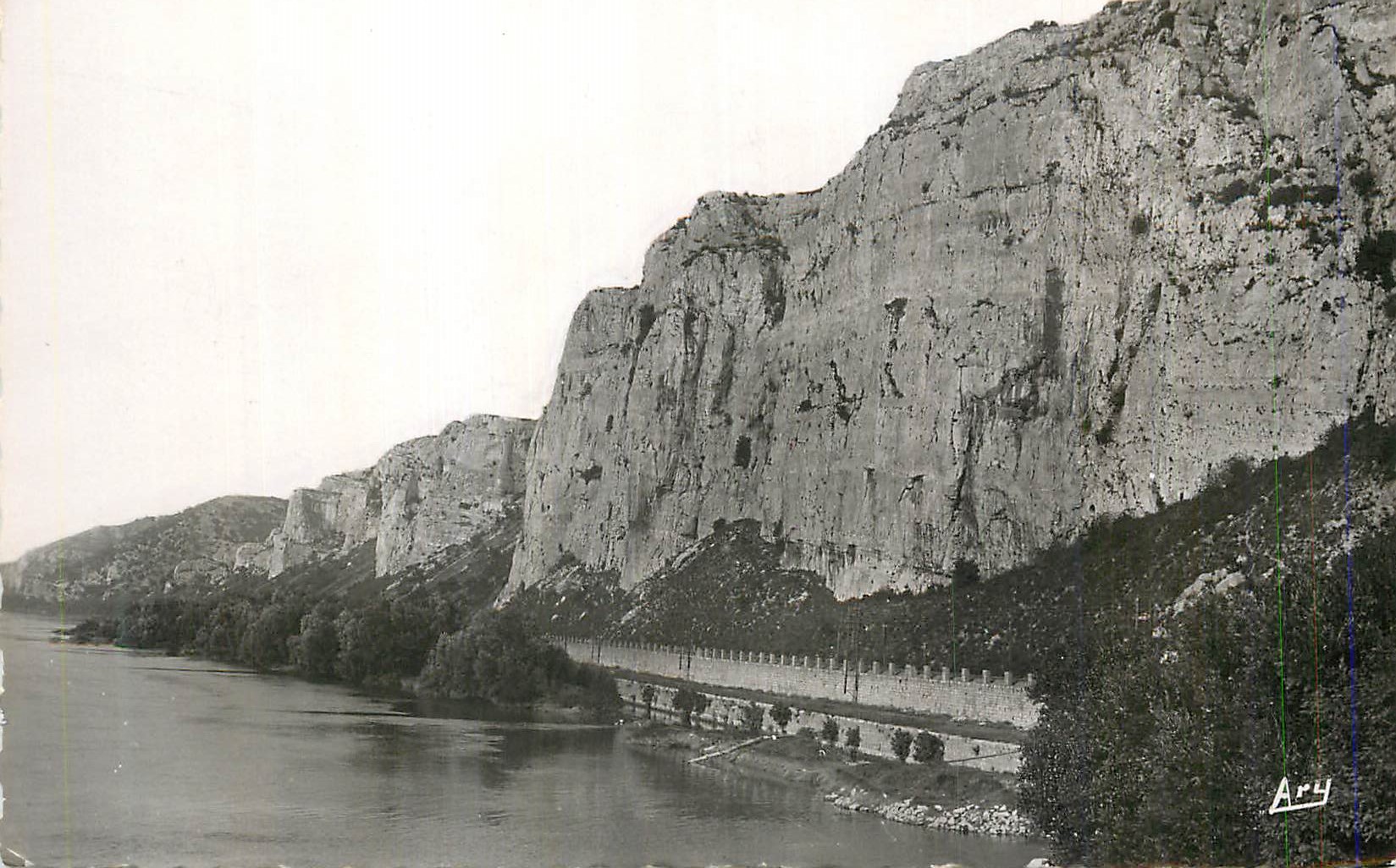 CPM Donzere Drome Les rochers du Rabinet 