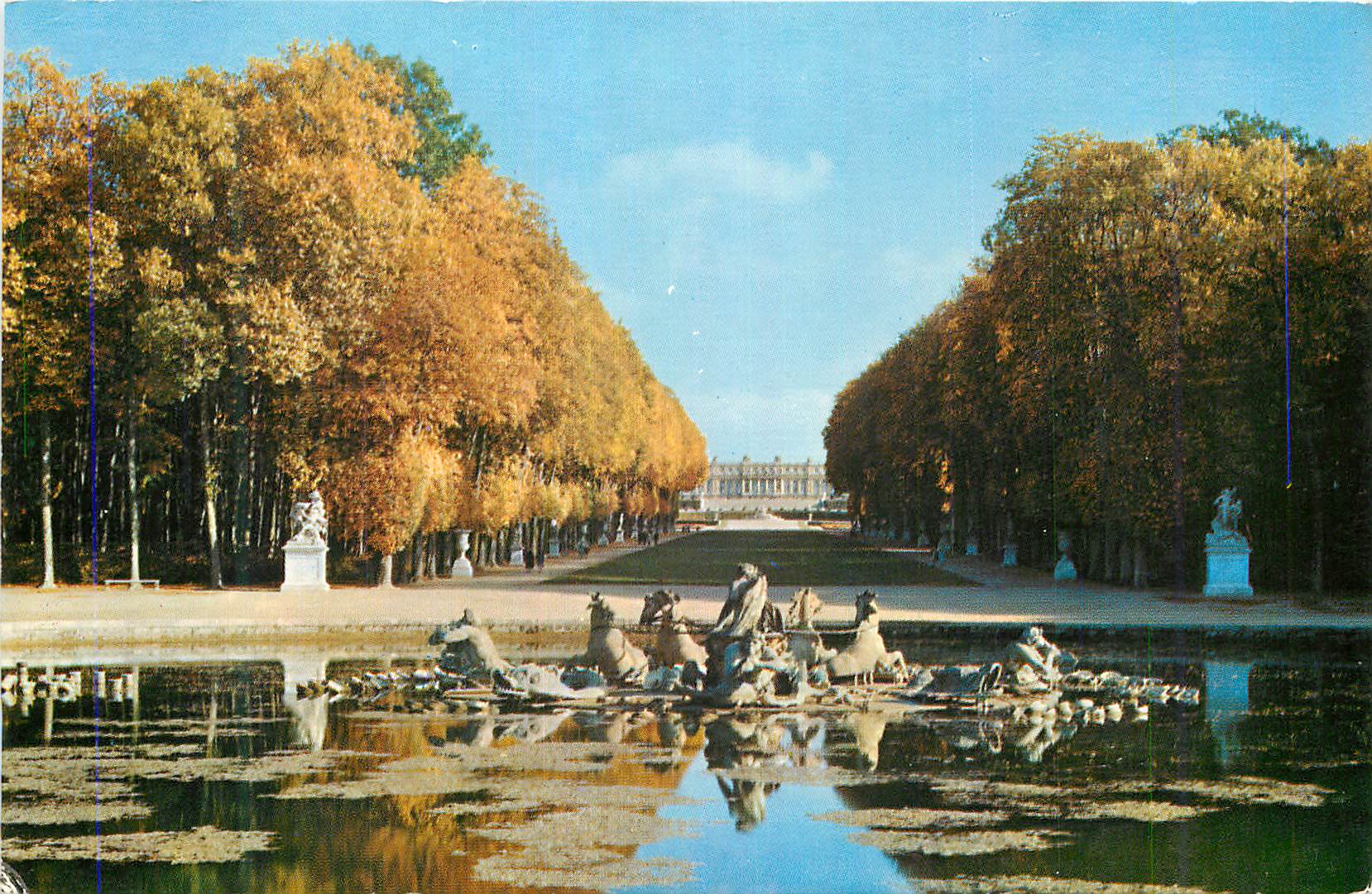 Parc de Sanssouci — Vue des allées et du bassin avec fontaine — éditeur non identifiable