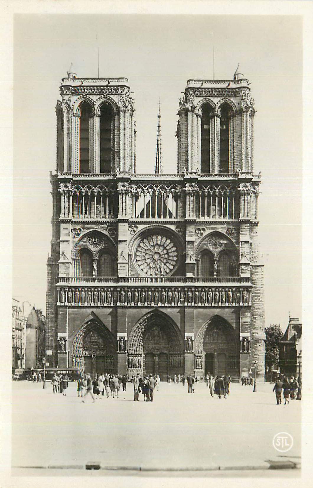 CPM Paris Notre Dame de Paris 