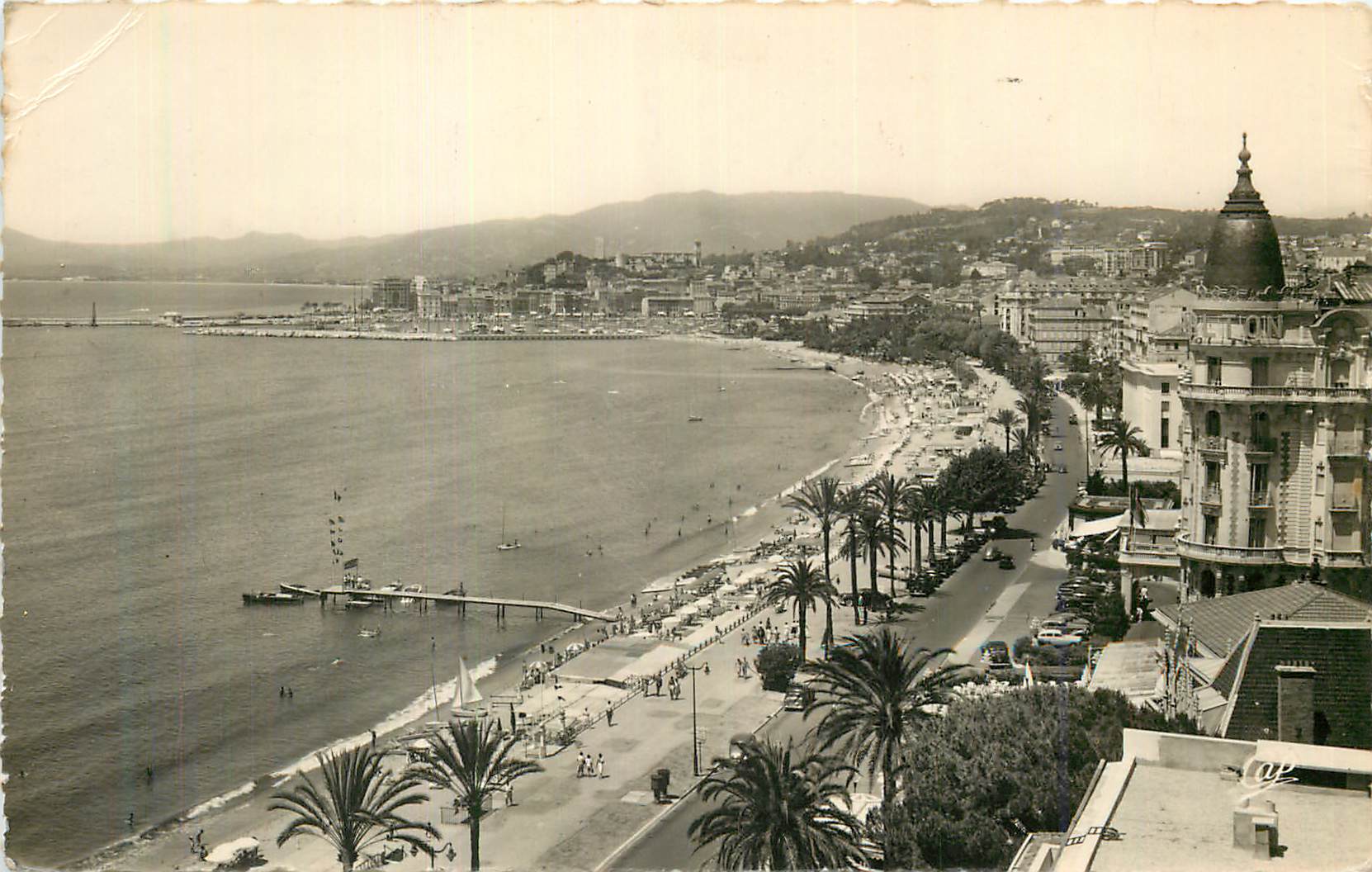 CPM Cannes Vue generale 