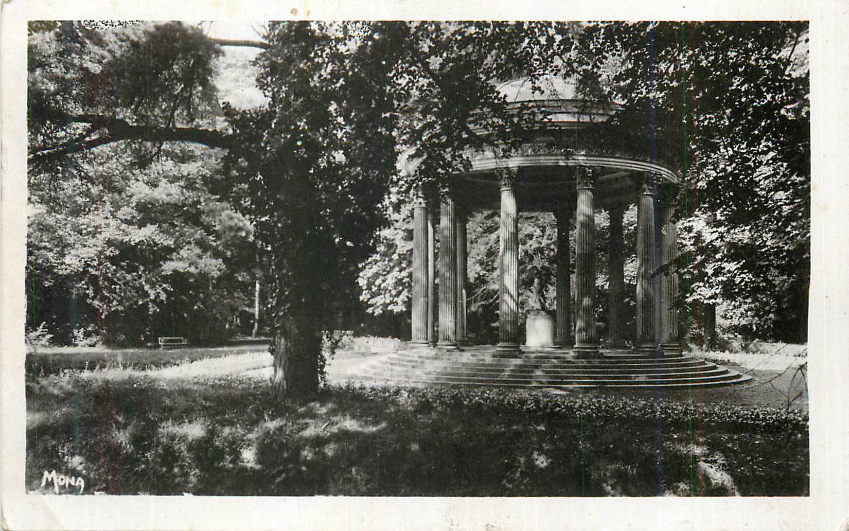 Temple de la Gloire — parc de la ville — Mong