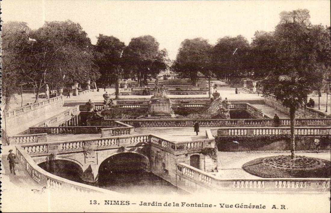Nîmes — Jardin de la Fontaine — Vue Générale — A.R. — n°13