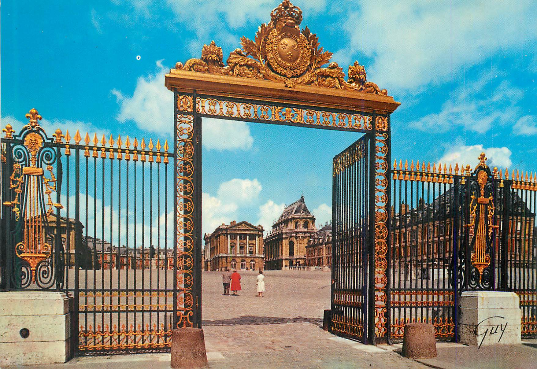 Porte du Palais de Versailles — vue du parvis — éditeur Guy