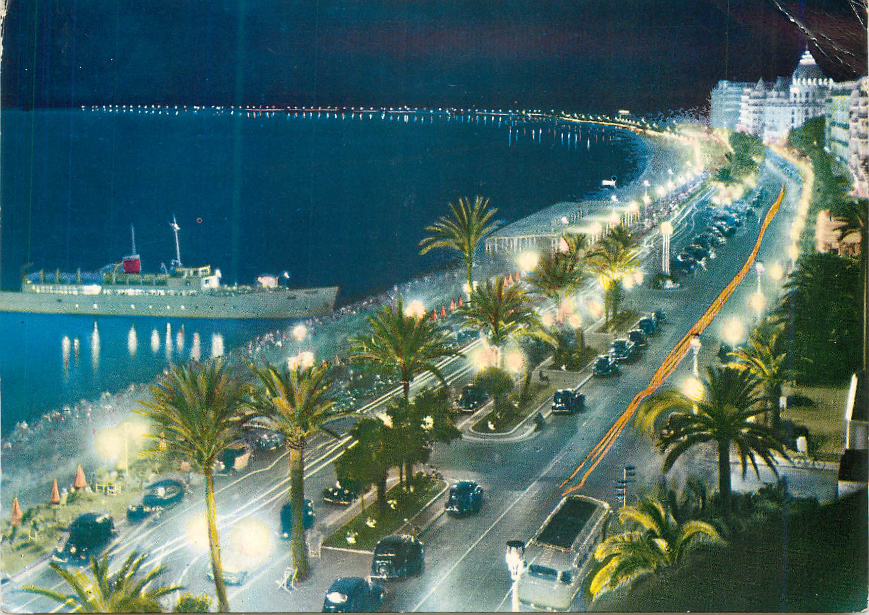 CPM Nice la nuit la promenade des anglais Bateau