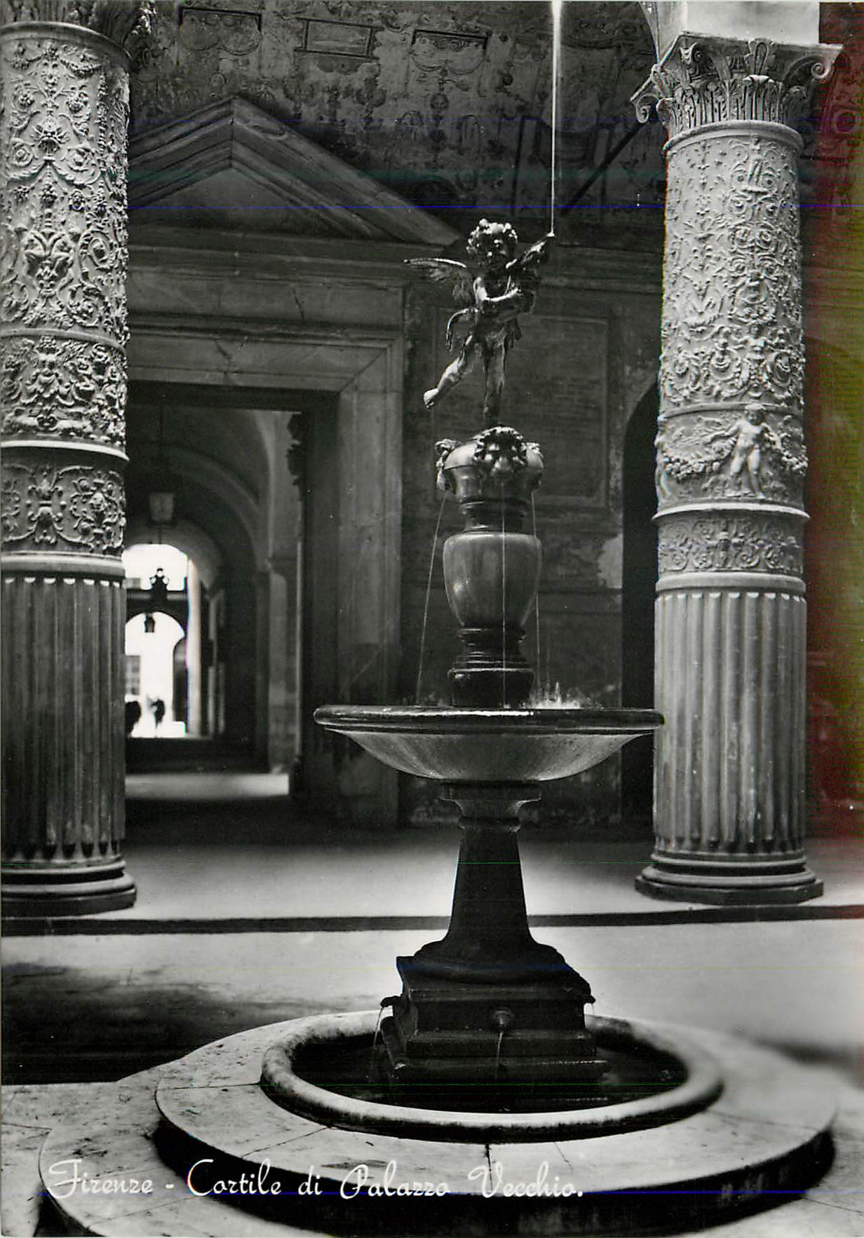 CPM Florence cour du polazzo vecchio