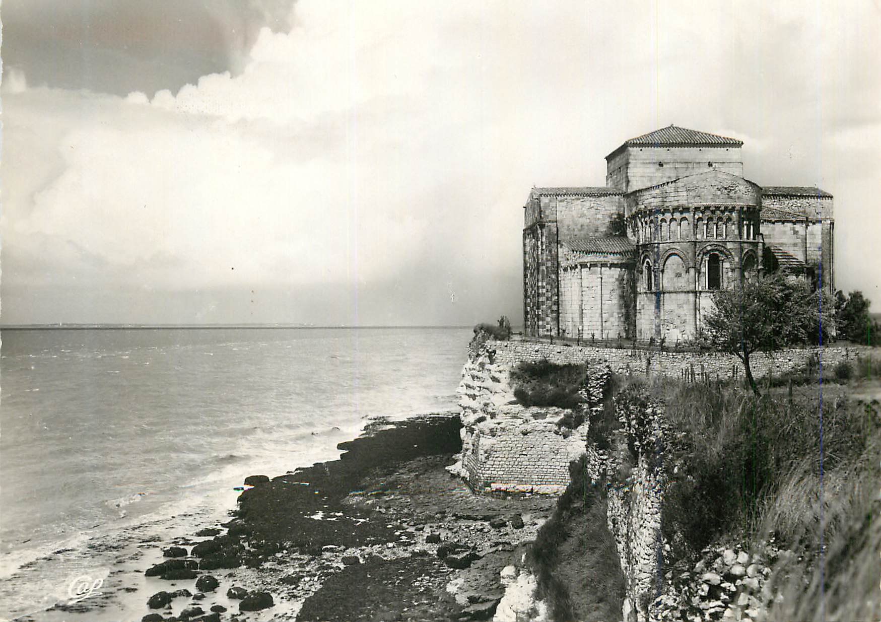 CPM Environ de royan l eglise de talmont